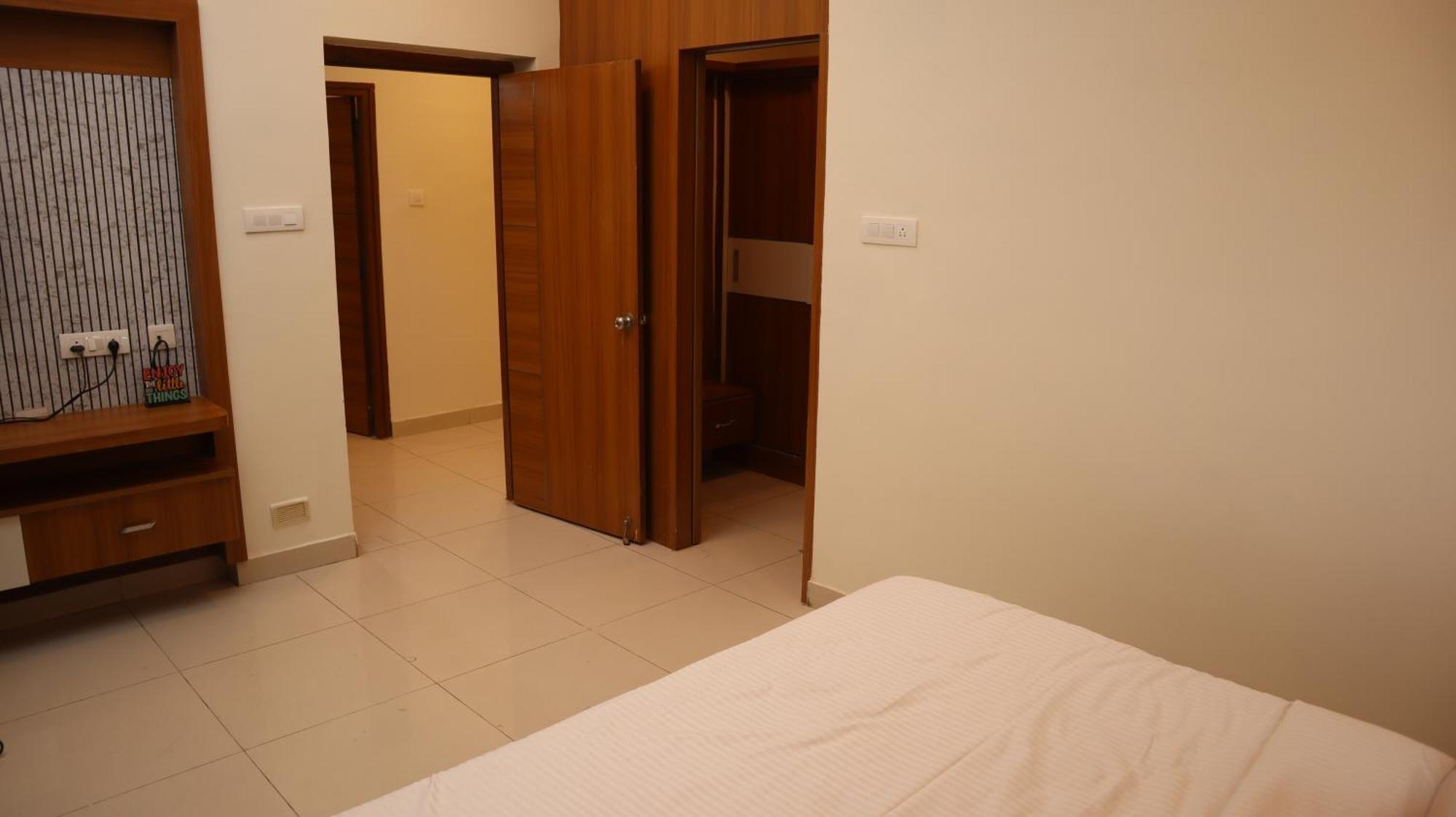 Dcasa Apartment Hotel Haiderabad Buitenkant foto