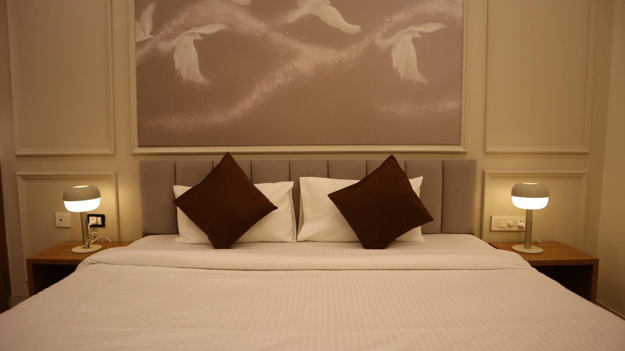 Dcasa Apartment Hotel Haiderabad Buitenkant foto