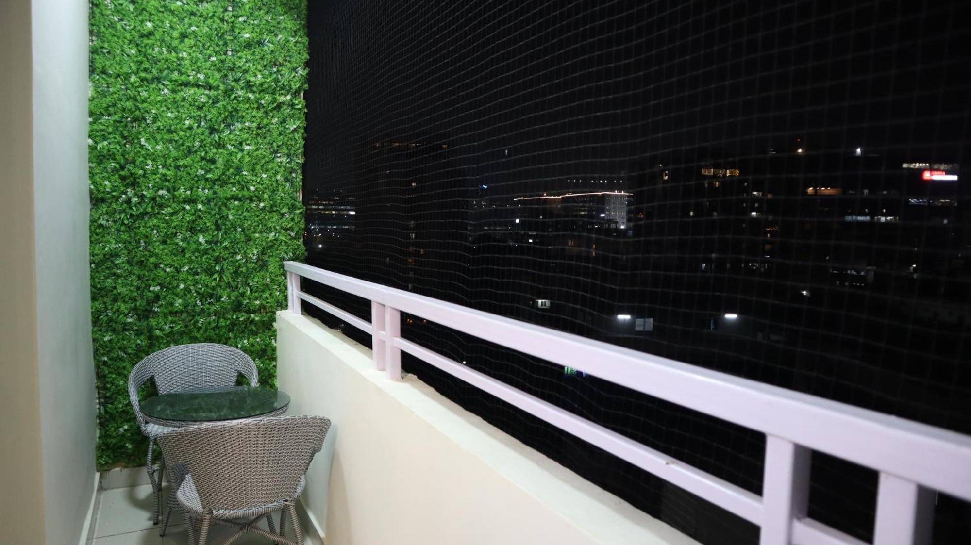 Dcasa Apartment Hotel Haiderabad Buitenkant foto